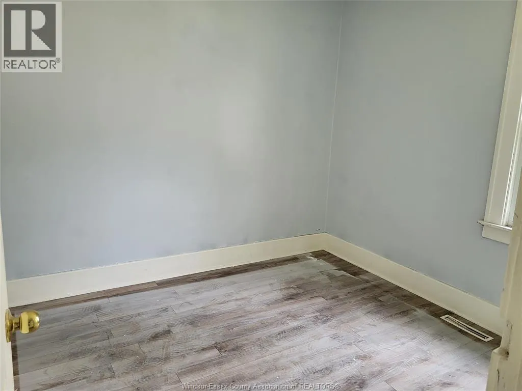 1665 PARENT - MAIN FLOOR