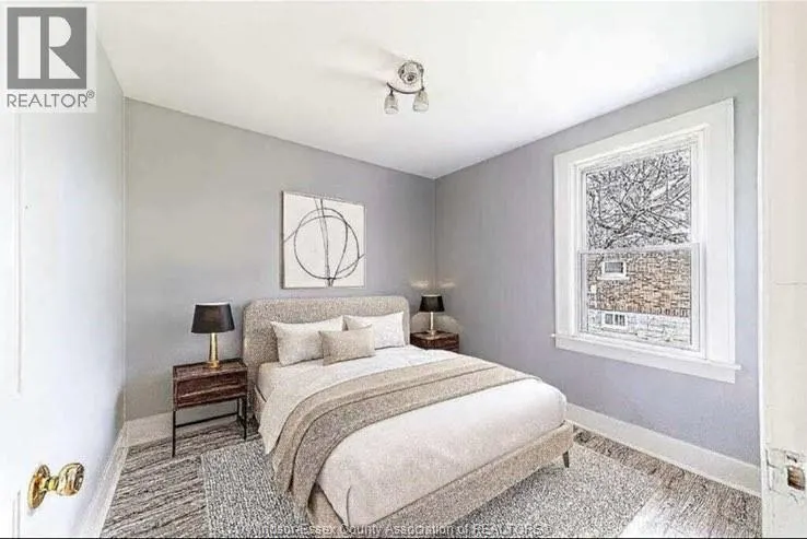 1665 PARENT - MAIN FLOOR