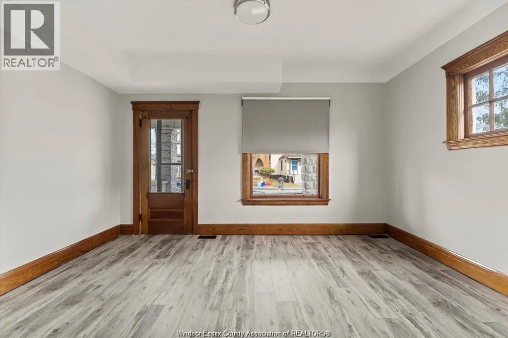 215 Pierre Ave