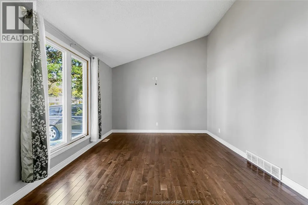 3344 PINEVIEW