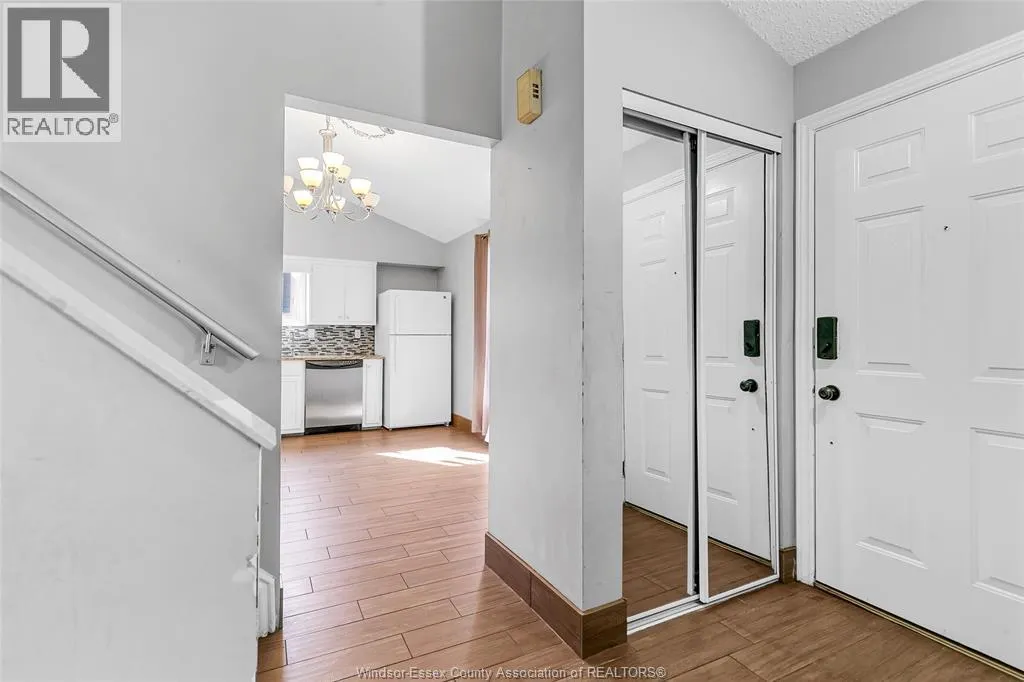 3344 PINEVIEW