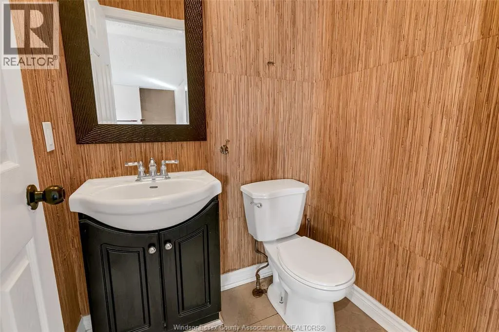 3344 PINEVIEW