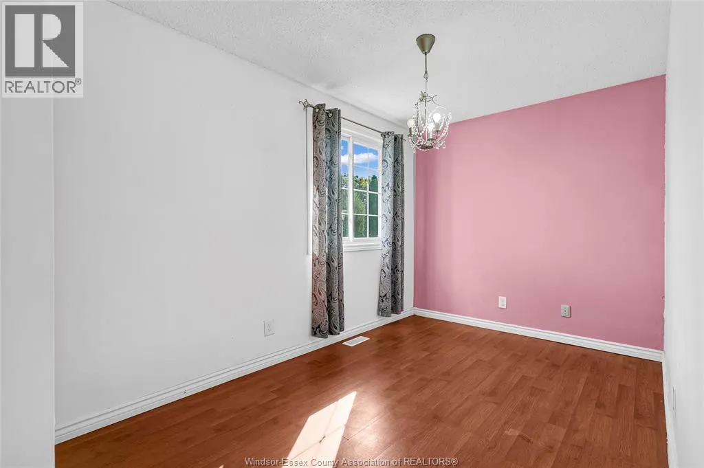 3344 PINEVIEW