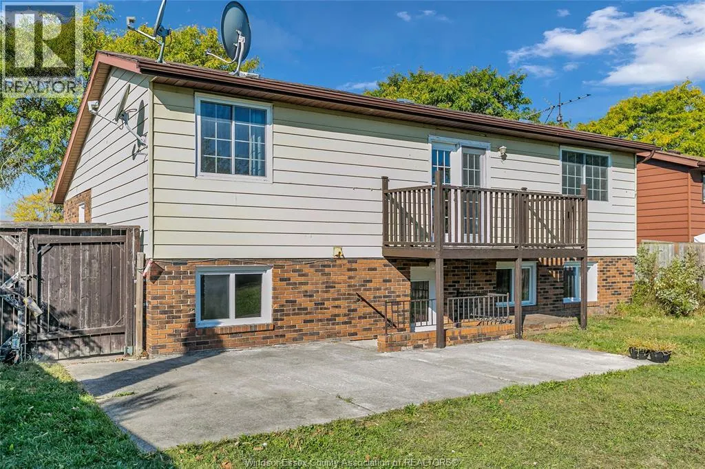3344 PINEVIEW