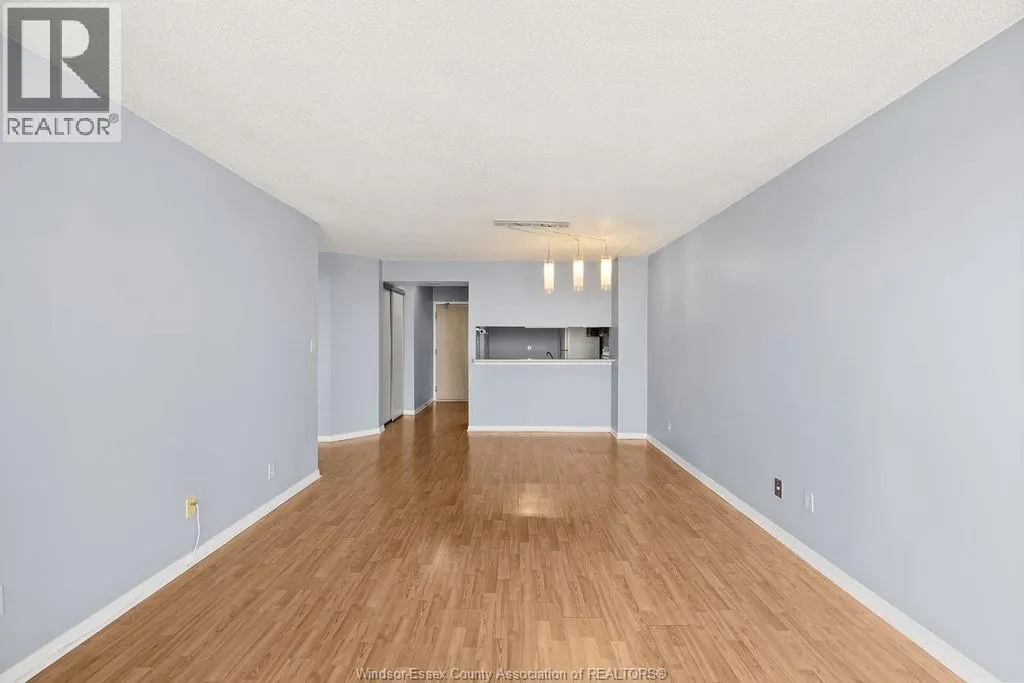 515 RIVERSIDE DRIVE West