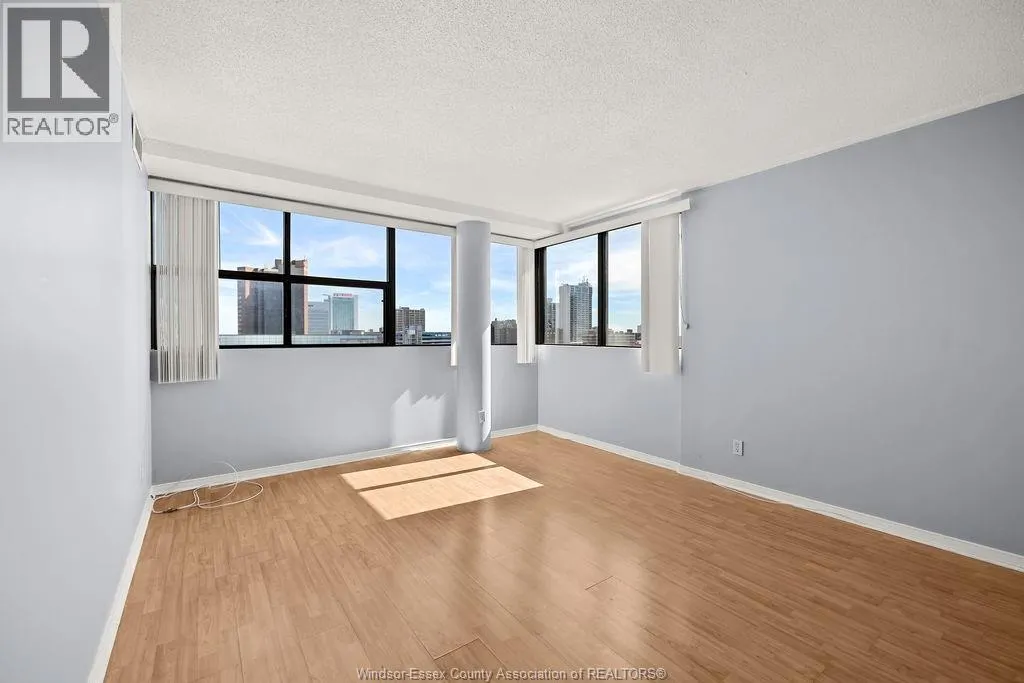 515 RIVERSIDE DRIVE West