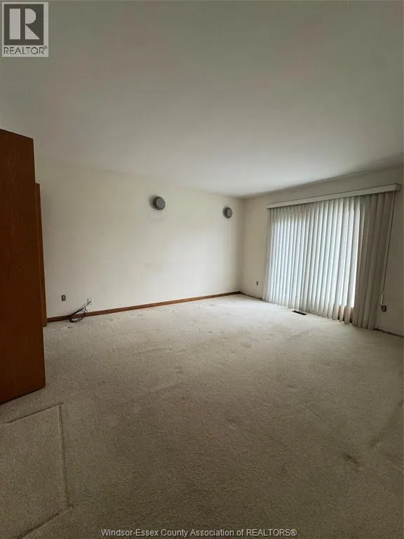 5515 OUTER DRIVE