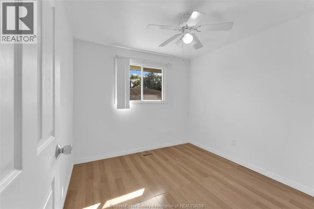 1066 Riverdale AVENUE