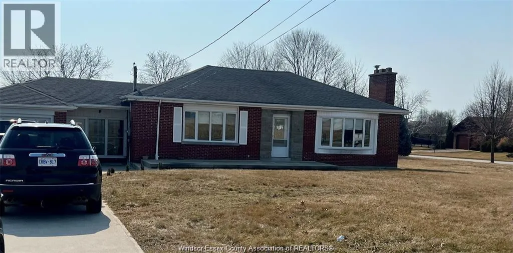 214 SEACLIFF DRIVE