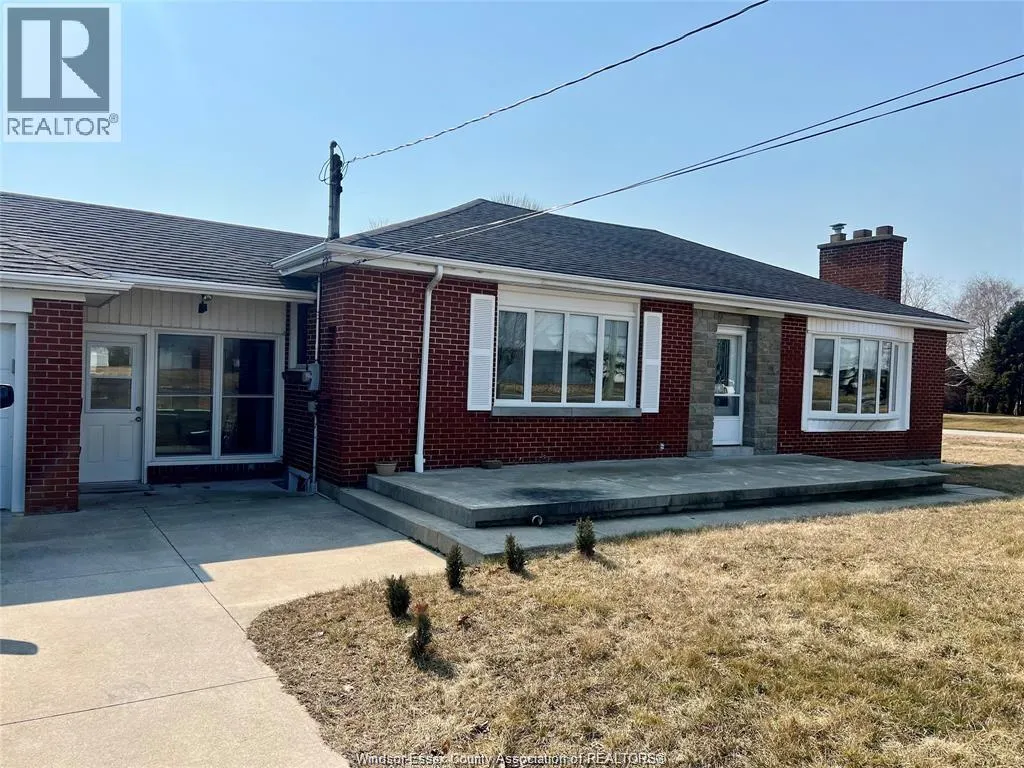 214 SEACLIFF DRIVE