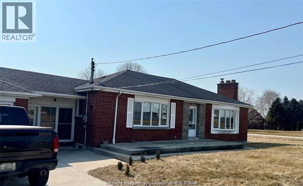 214 SEACLIFF DRIVE