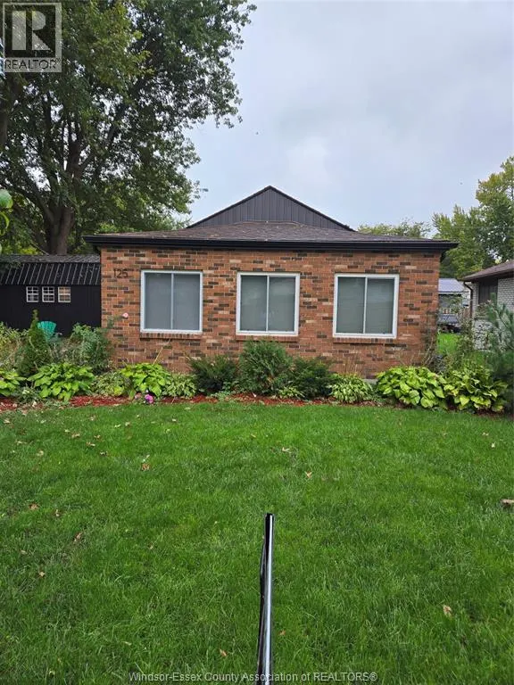125 CRYSTAL LANE