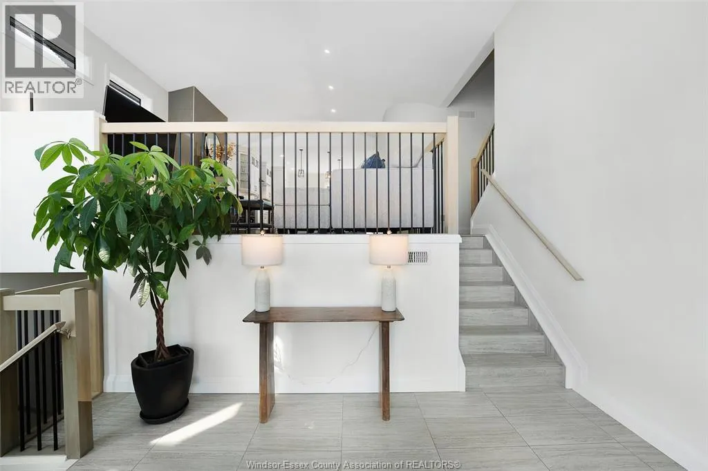 205 MULLEN CRESCENT