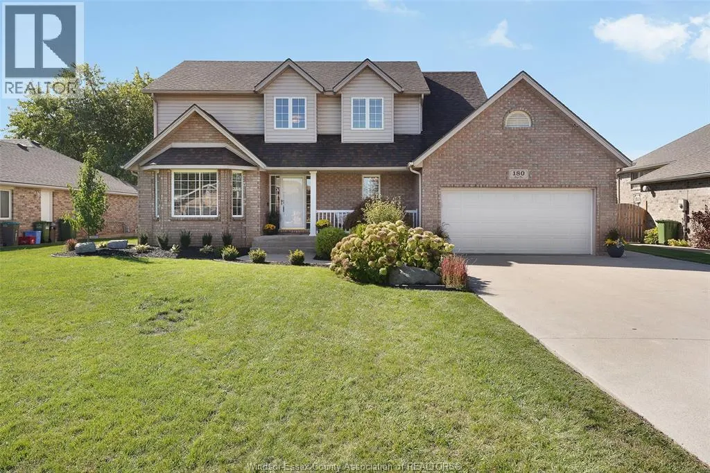 180 OAK DR