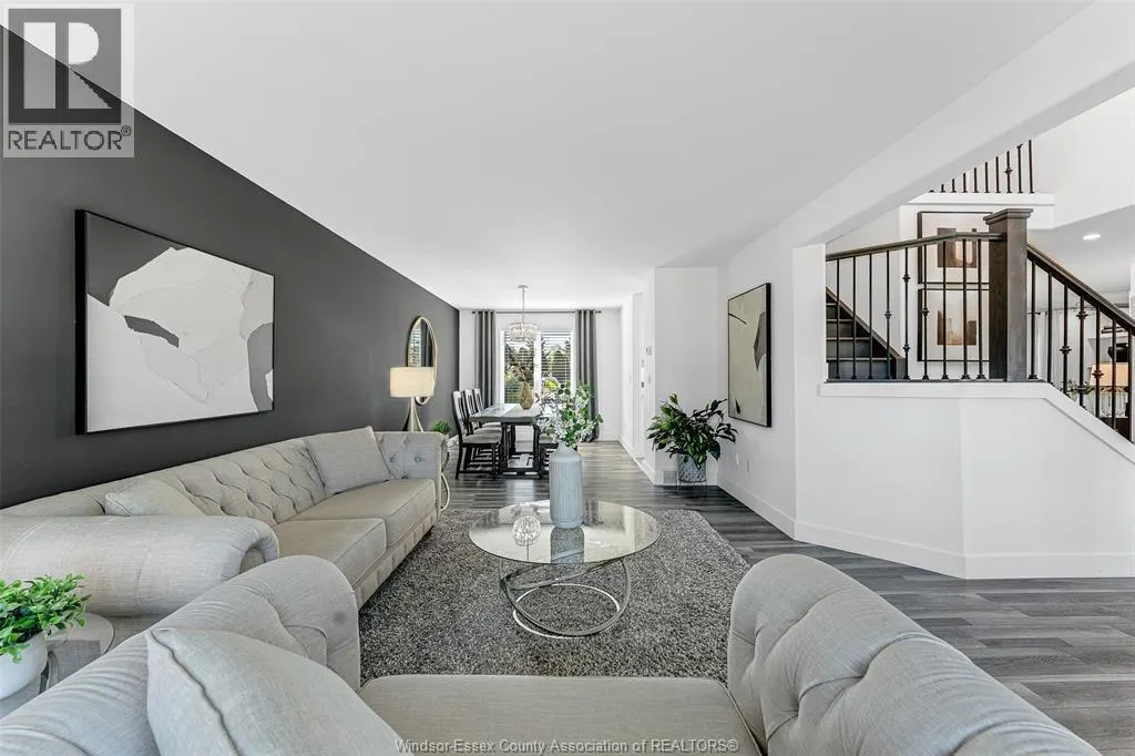 180 OAK DR
