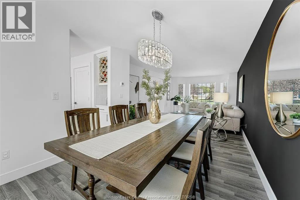 180 OAK DR