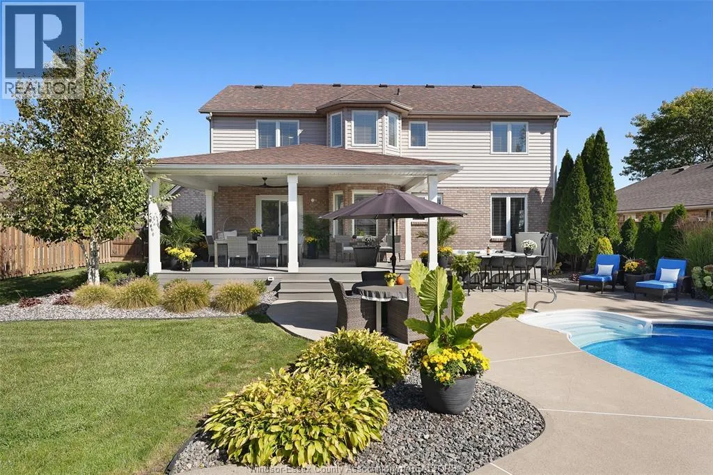 180 OAK DR