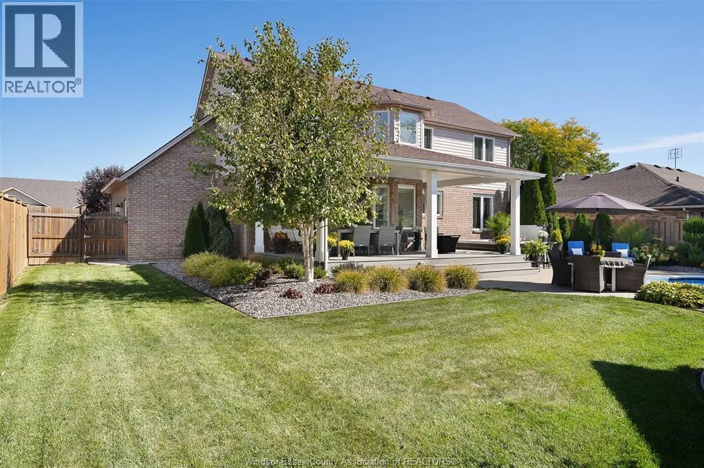 180 OAK DR