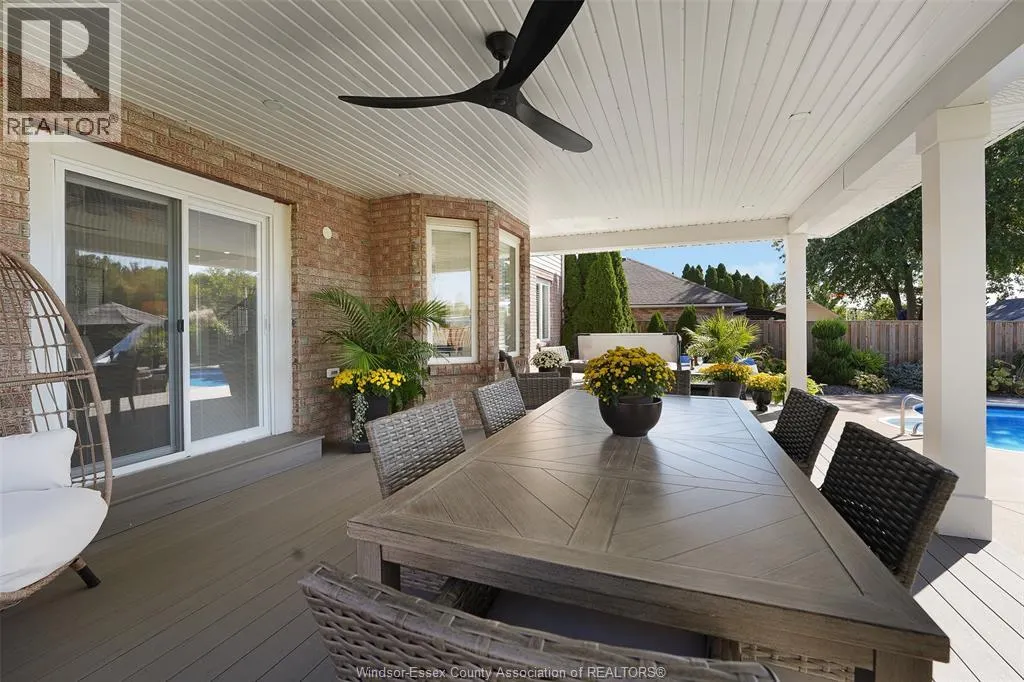 180 OAK DR