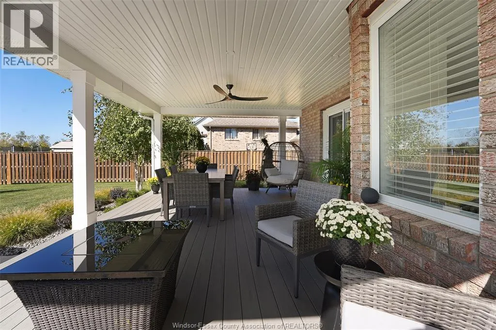 180 OAK DR