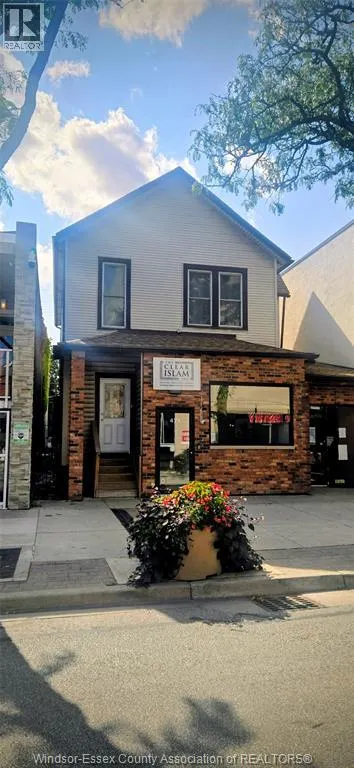 469-471 PELISSIER STREET