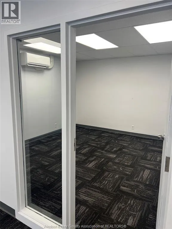 2090 WYANDOTTE STREET East Unit# 200