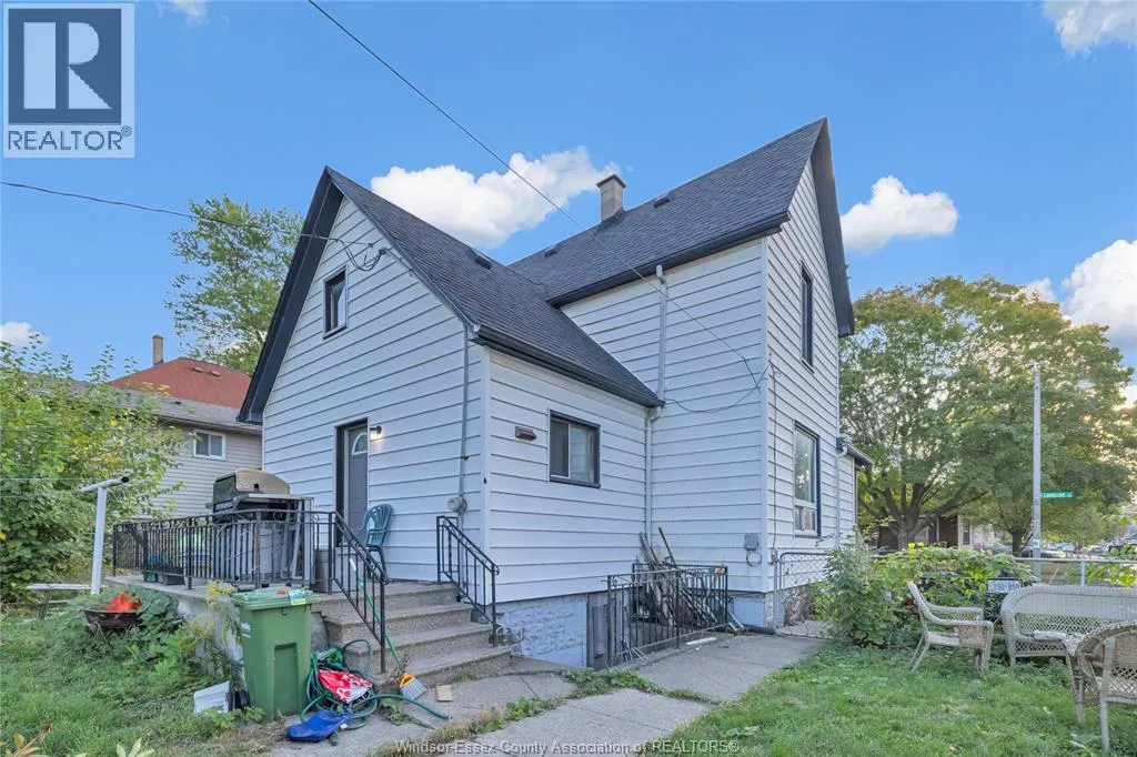 304 LANGLOIS AVENUE