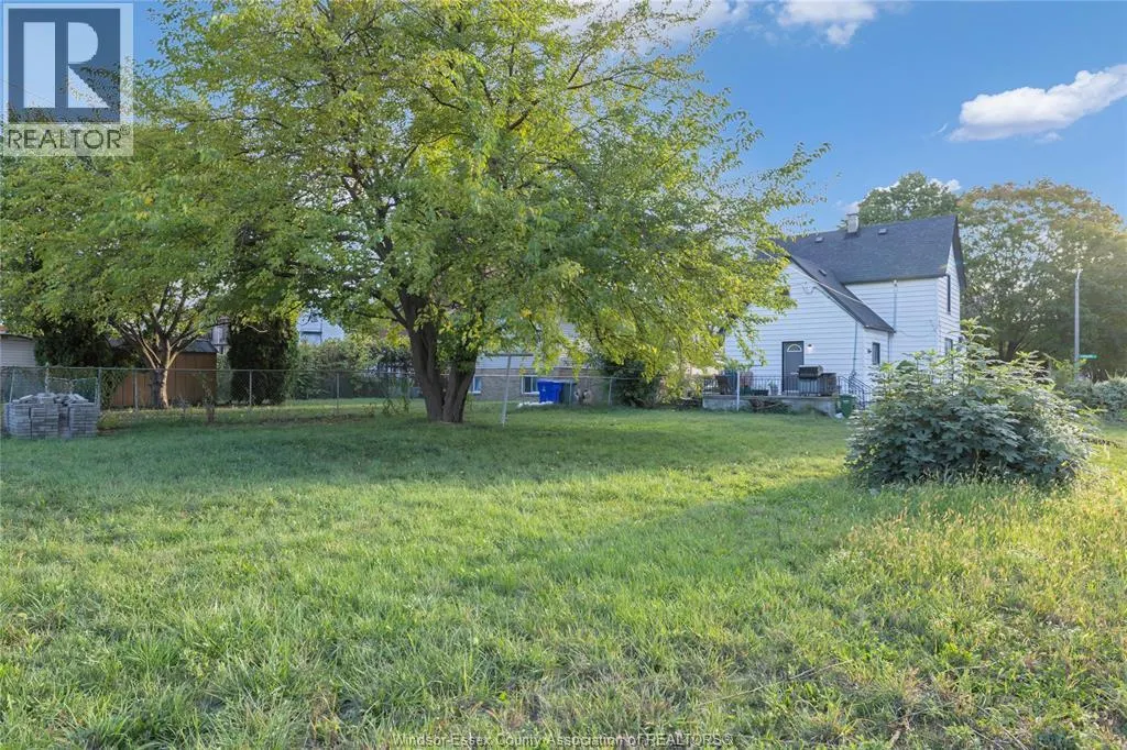 304 LANGLOIS AVENUE