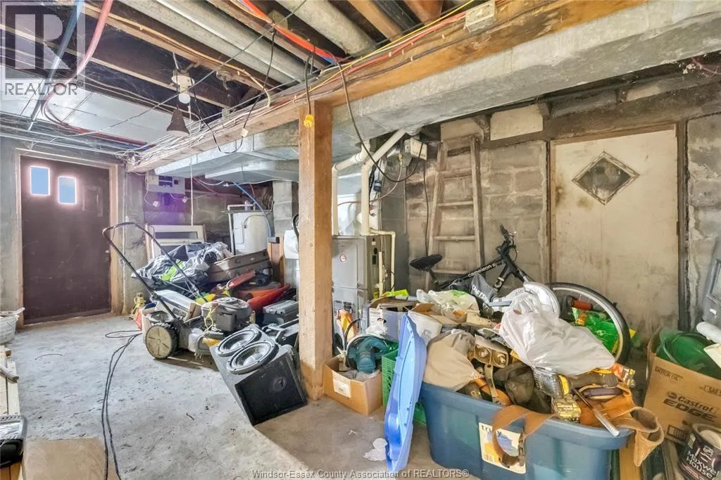 304 LANGLOIS AVENUE