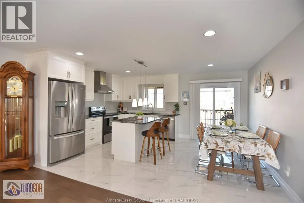 48 KINGSBRIDGE DRIVE