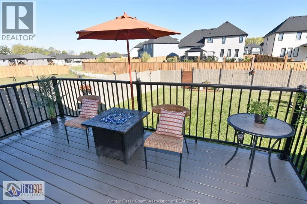 48 KINGSBRIDGE DRIVE