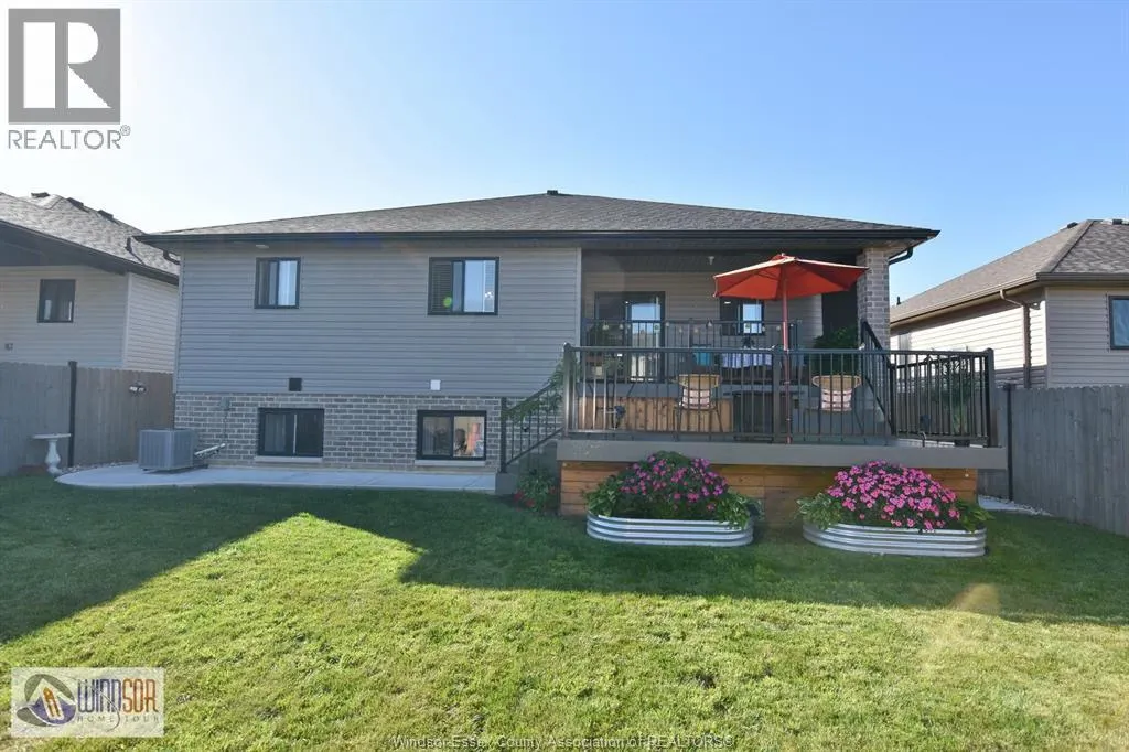 48 KINGSBRIDGE DRIVE
