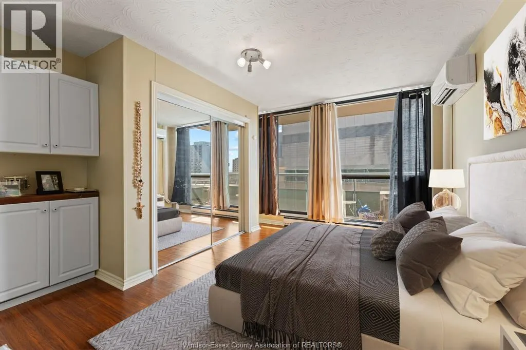 111 Riverside Dr East Unit# 1007