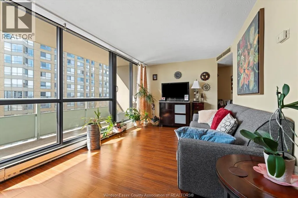111 Riverside Dr East Unit# 1007