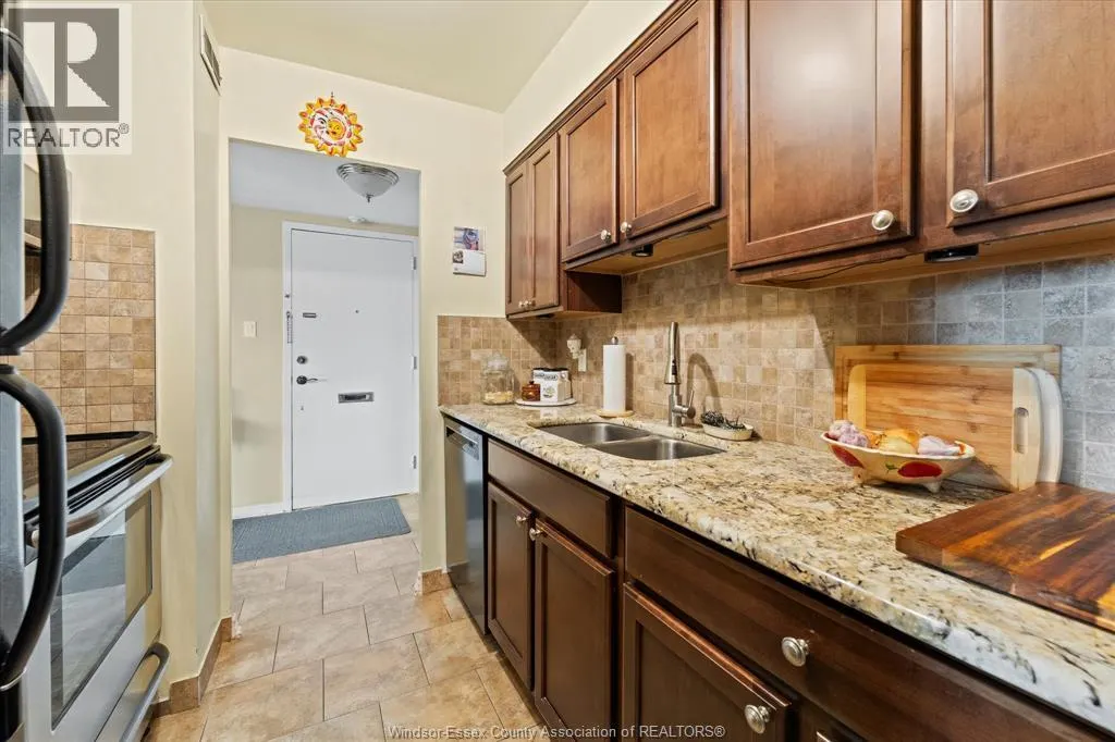 111 Riverside Dr East Unit# 1007