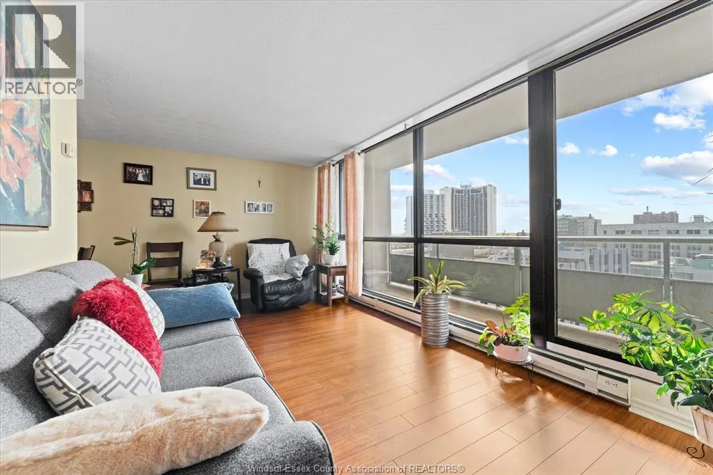 111 Riverside Dr East Unit# 1007