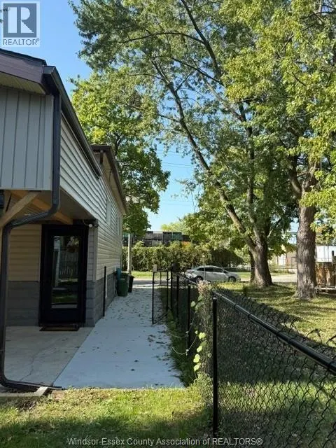 1376 ST LUKE