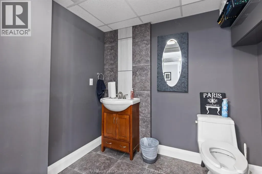 380 TECUMSEH ROAD West