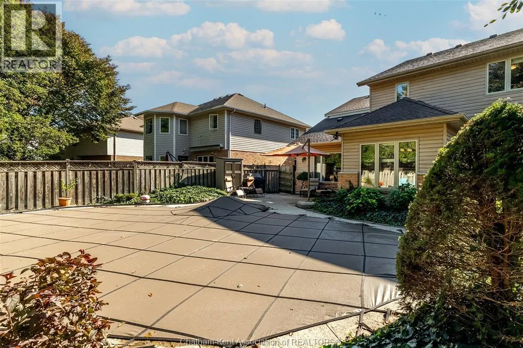 13 Hedge Maple Path