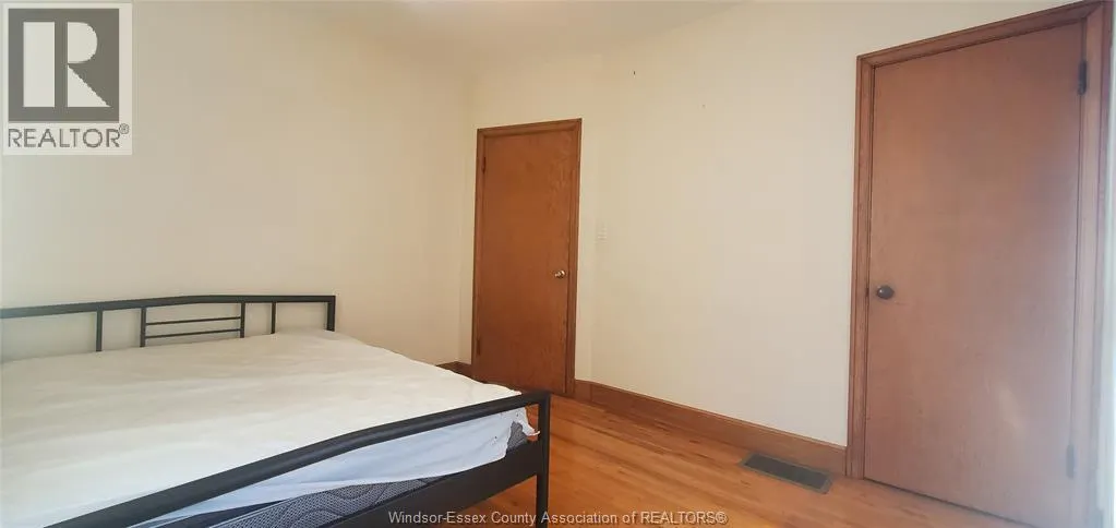 1059 SHEPHERD STREET Unit# MAIN