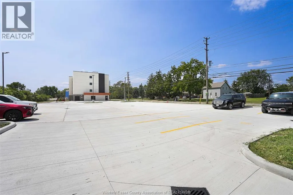 755 GRAND MARAIS Unit# 102