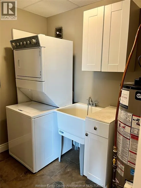 8475 WYANDOTTE East Unit# 407