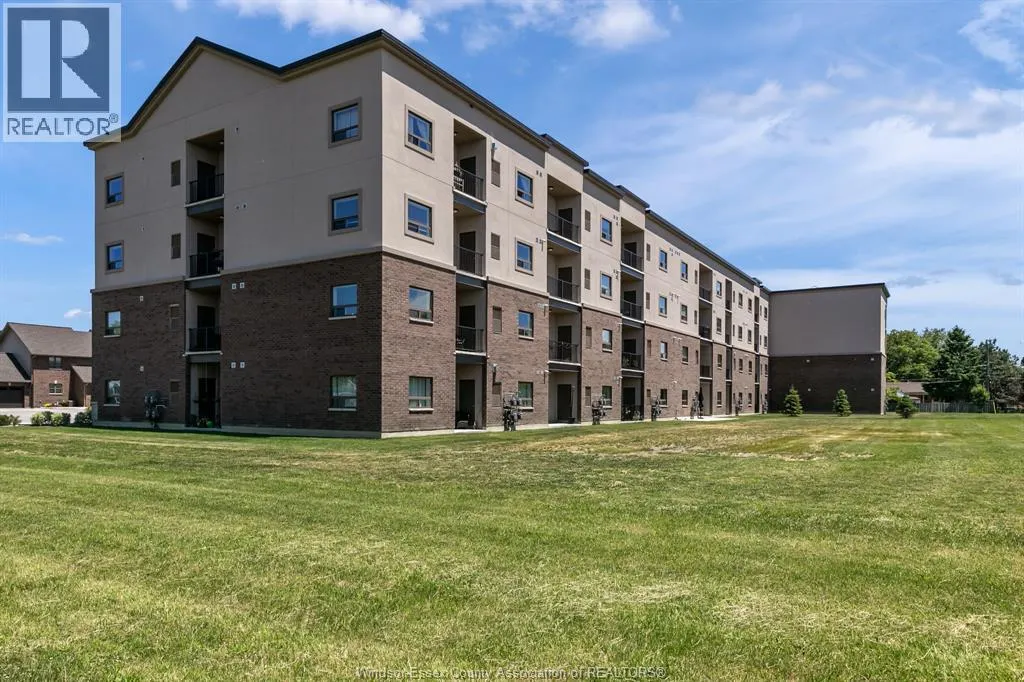 8475 WYANDOTTE East Unit# 407