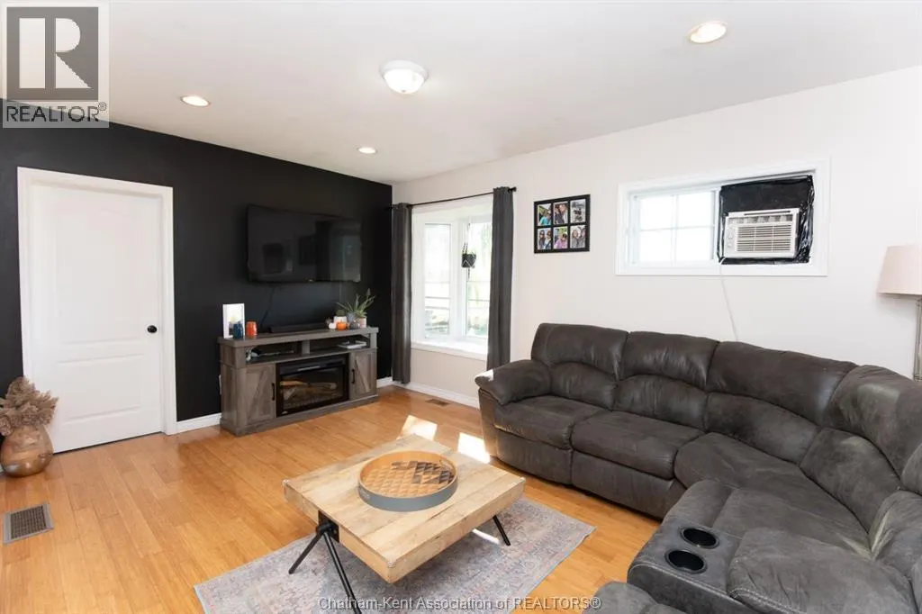 2352 OIL HERITAGE ROAD