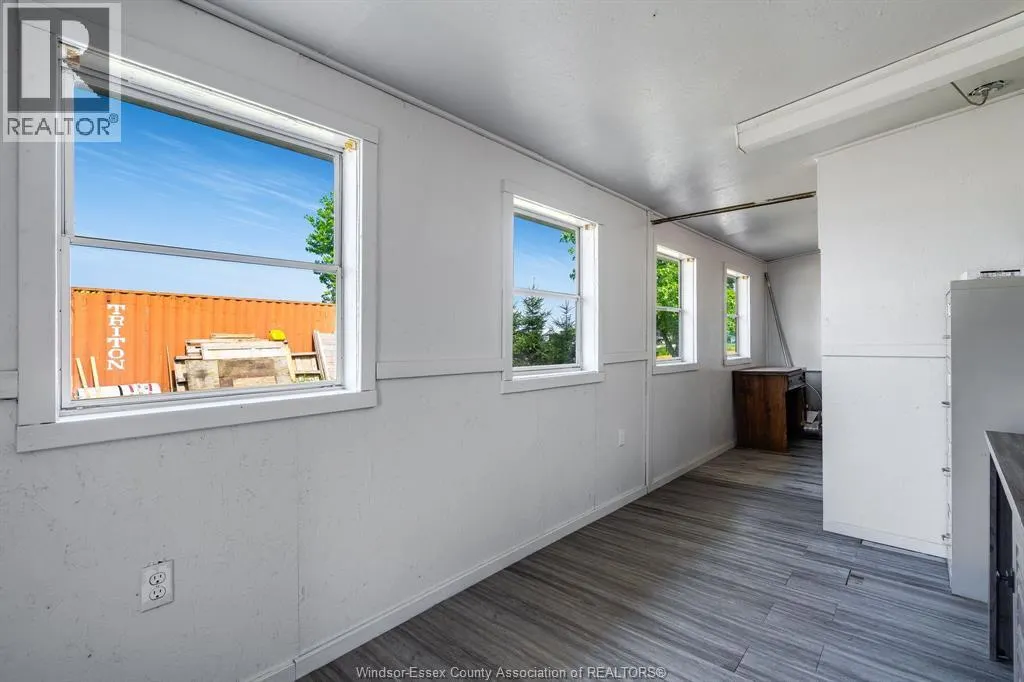 10350 Richardson Sideroad