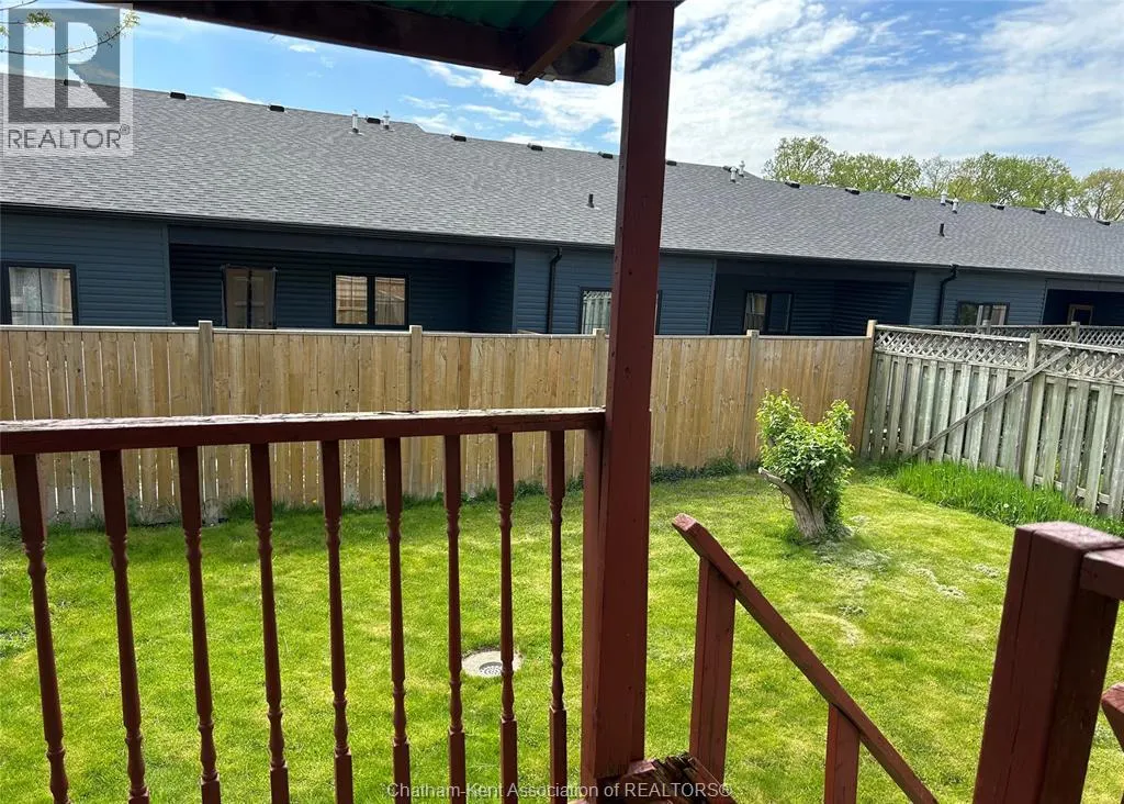 104 Randolf CRESCENT