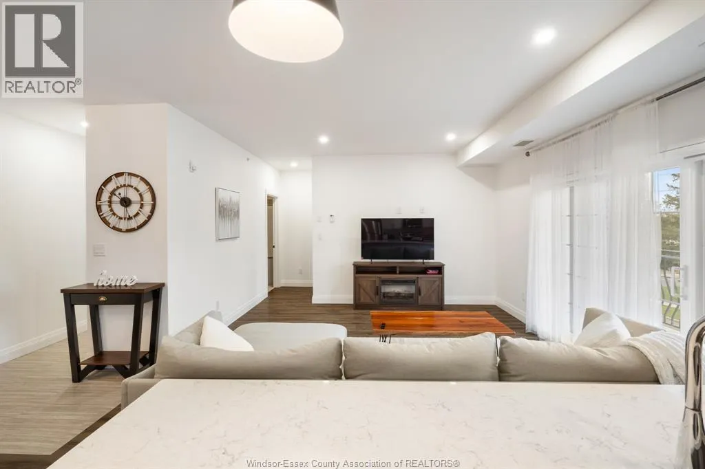 3817 Howard Ave AVENUE Unit# 317