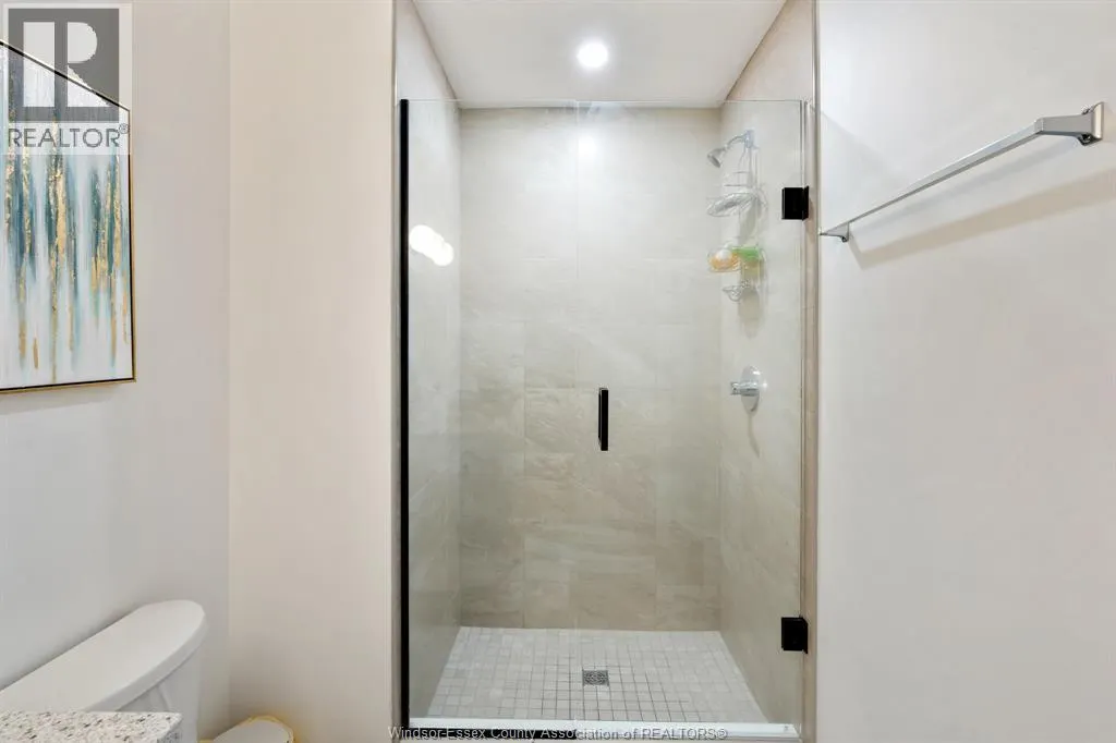 3817 Howard Ave AVENUE Unit# 317
