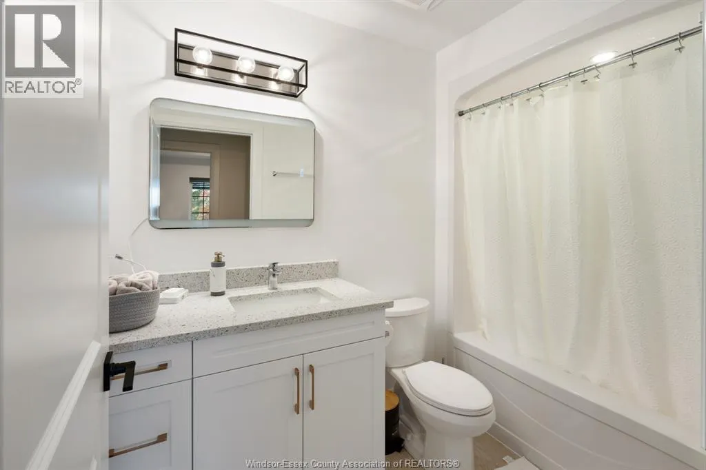 3817 Howard Ave AVENUE Unit# 317
