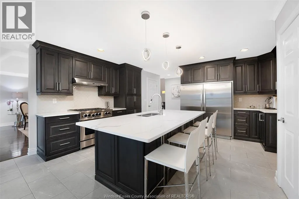 2739 LOMBARDY